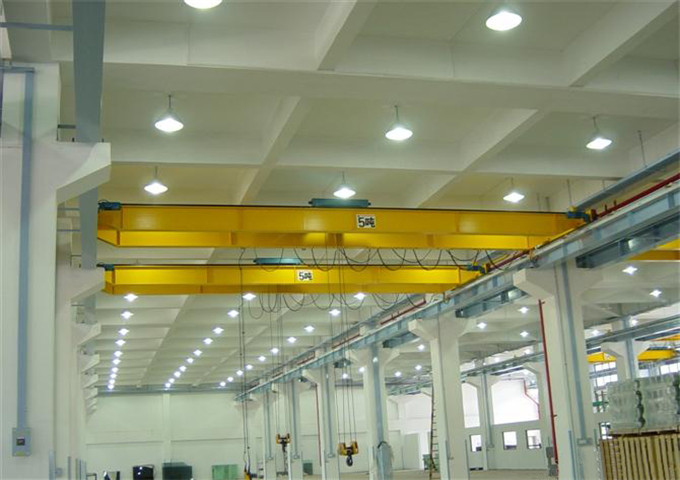 The quality of the double girder bridge crane is high