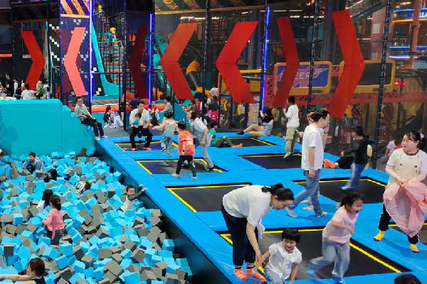 Kids indoor trampoline park equipment